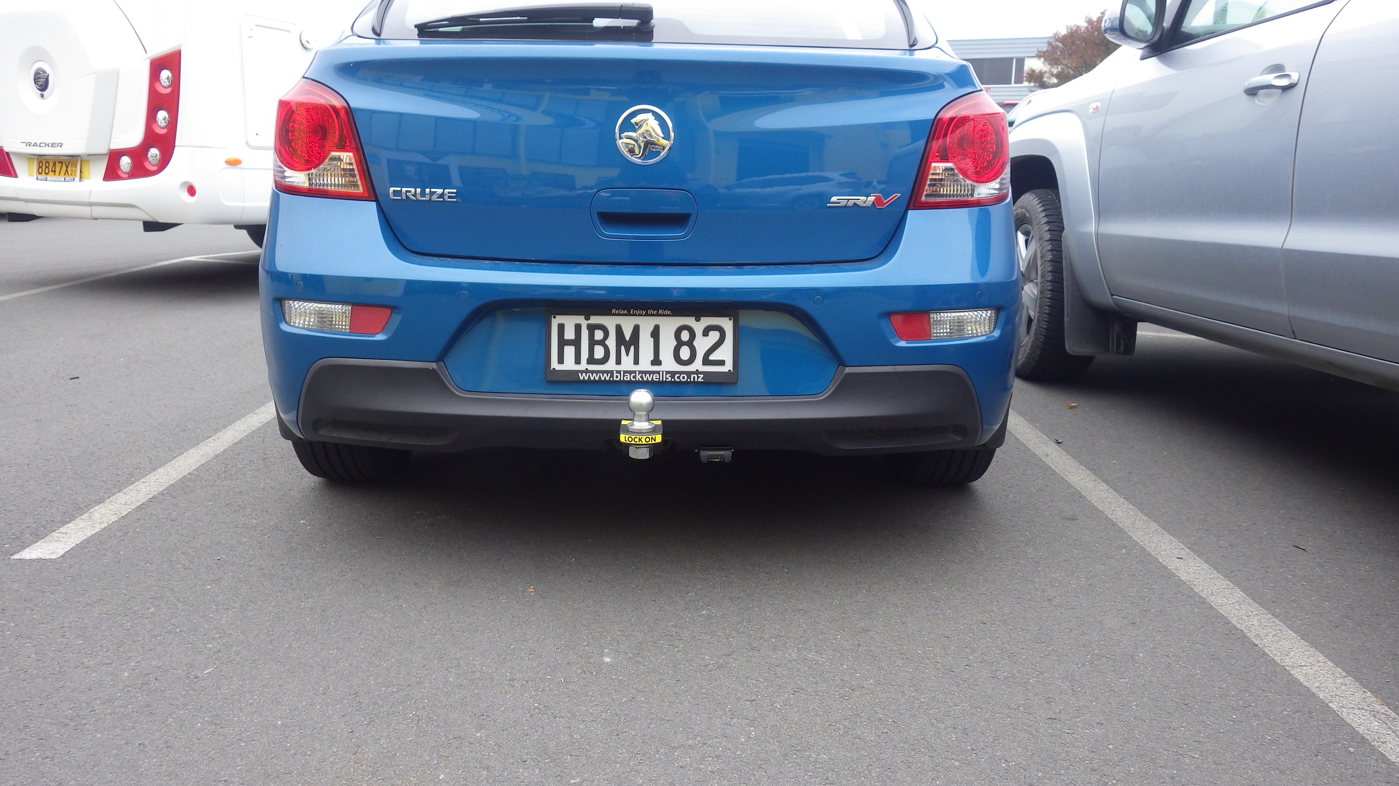 HOLDEN CRUZE